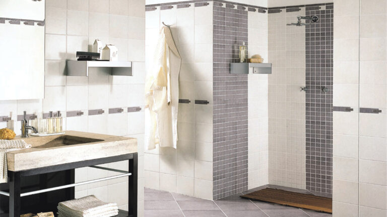 CARRELAGES MURAUX - FAIENCES_SALLEDEBAIN37_03